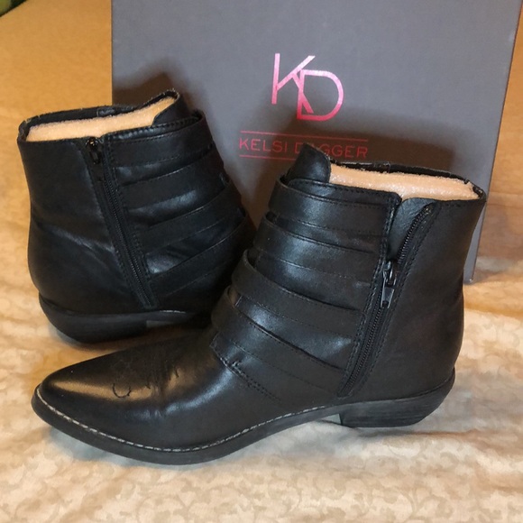 Stylish booties - Picture 3 of 5